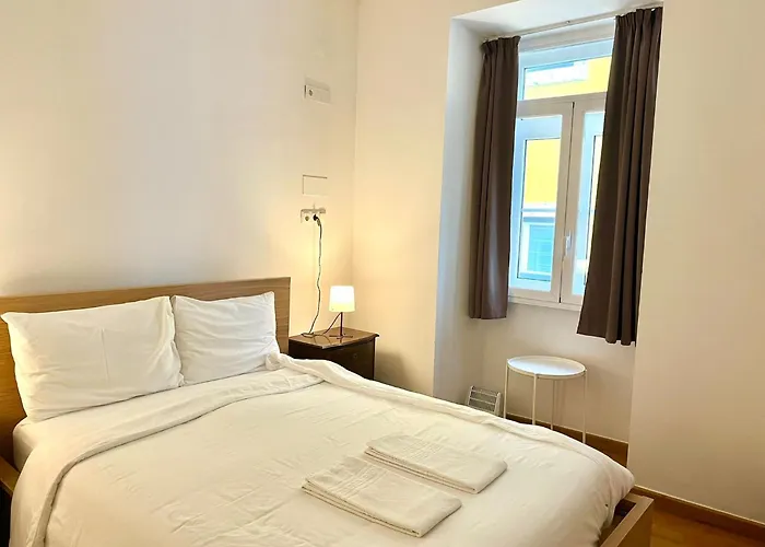 3 Bedroom - Bairro Alto Apartment
